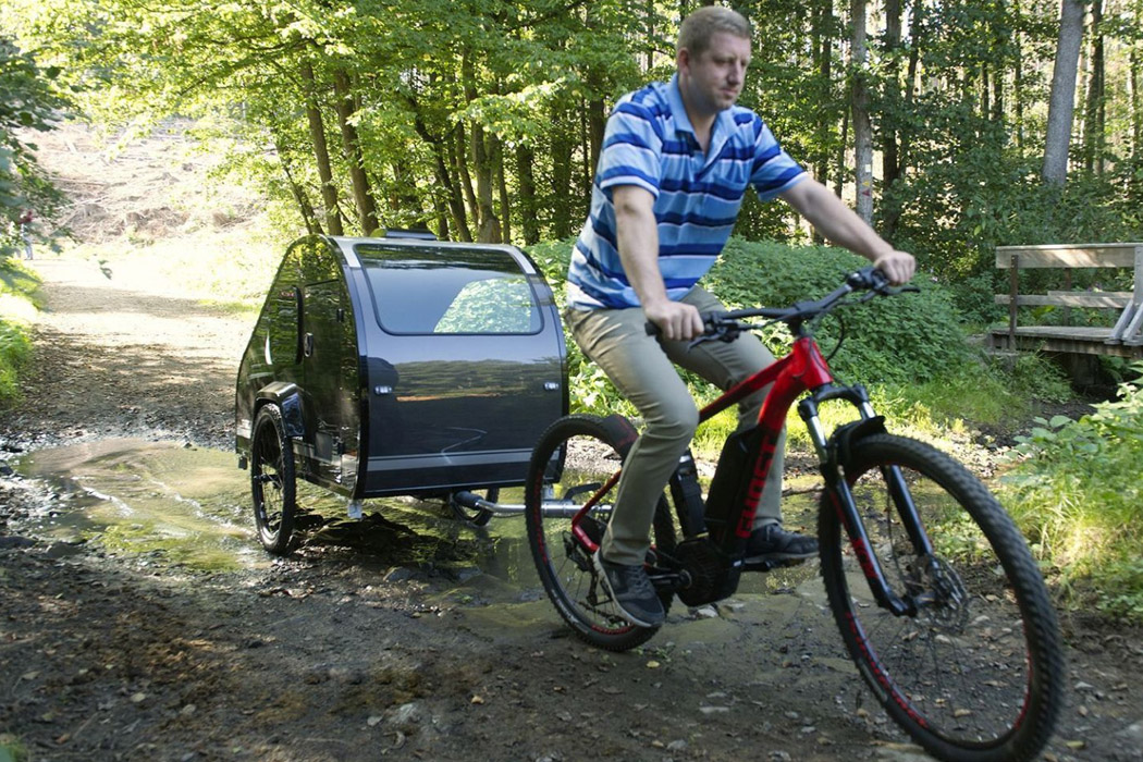 这款可拖式自行车是专为单人露营探险而设计的!
