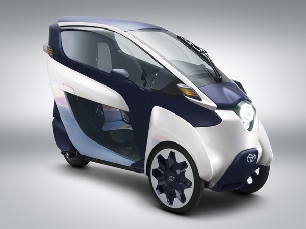 新一代代步工具丰田iroad三轮纯电动概念车