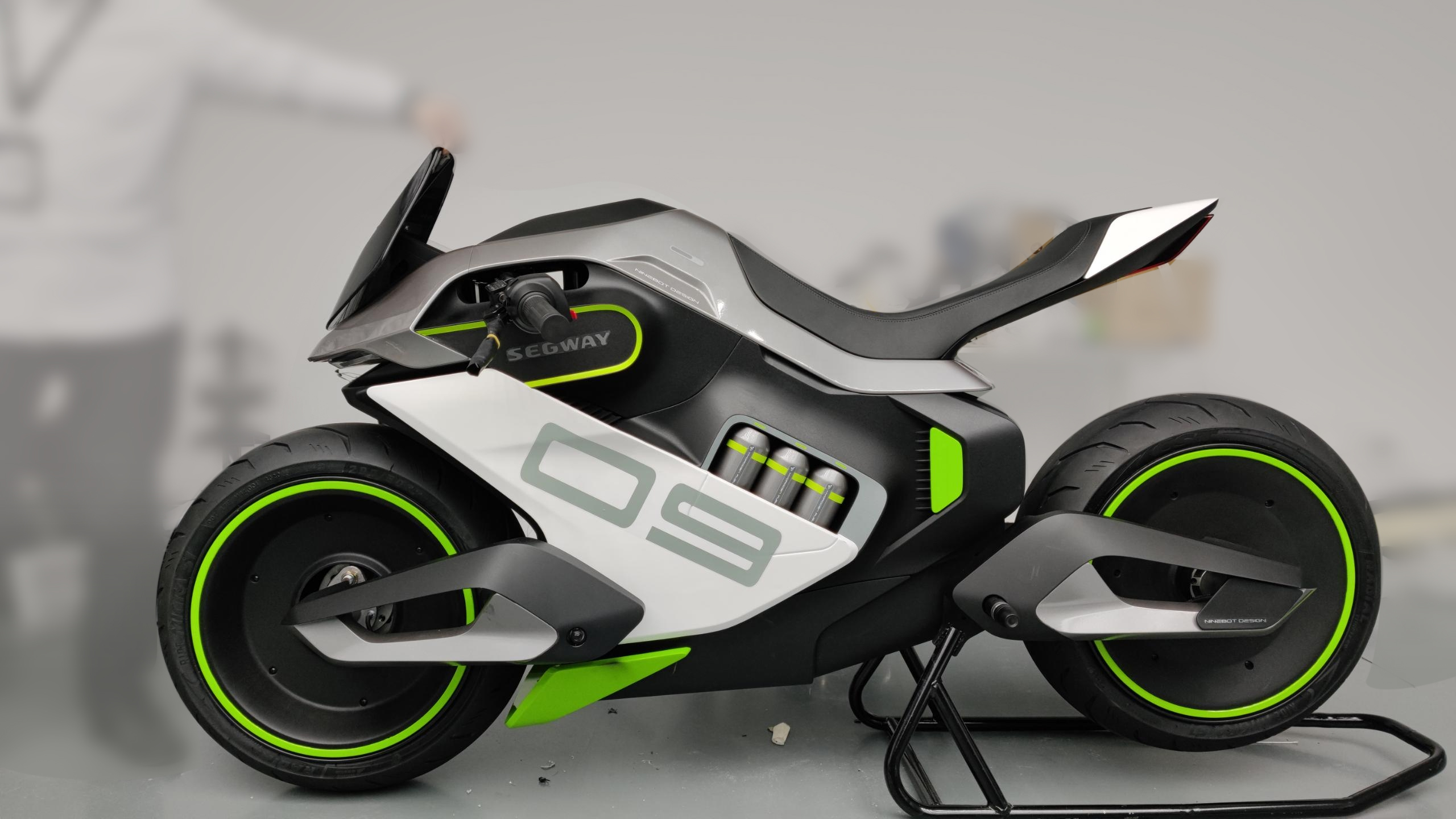 九号apexh2氢能源插电混动超跑摩托车
