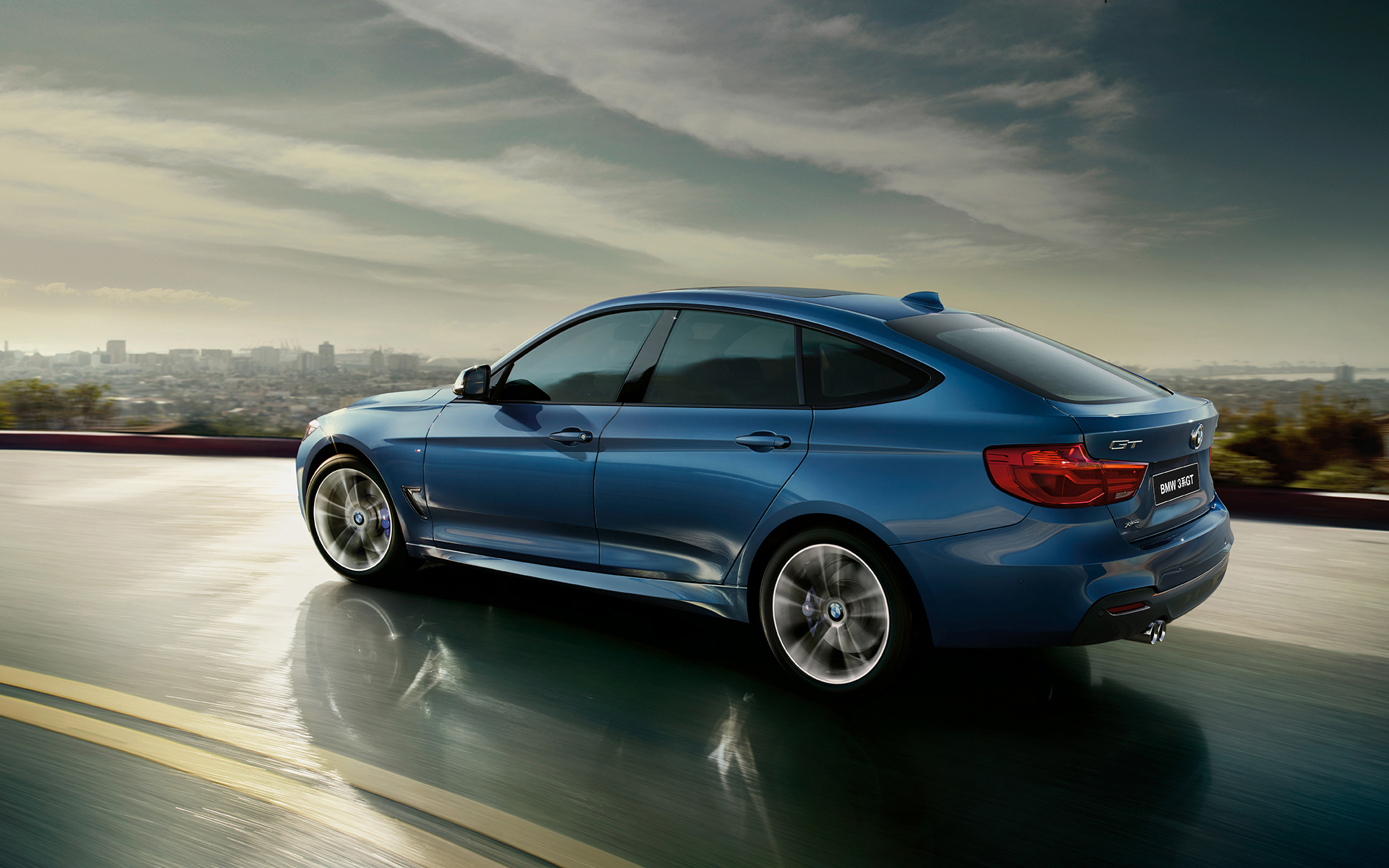 宝马bmw 3系gt 330i