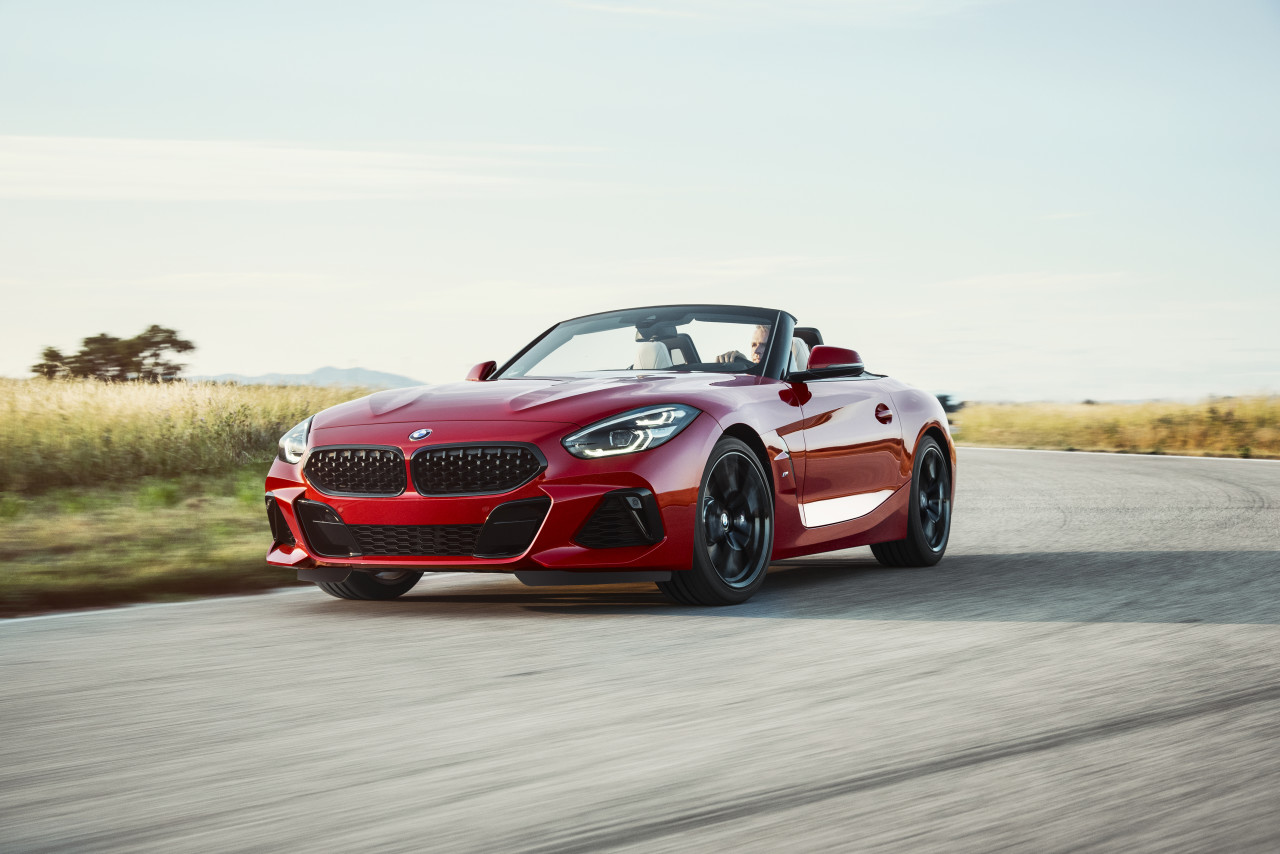 【汽车设计】bmw z4跑车精选图片&官方设计草图