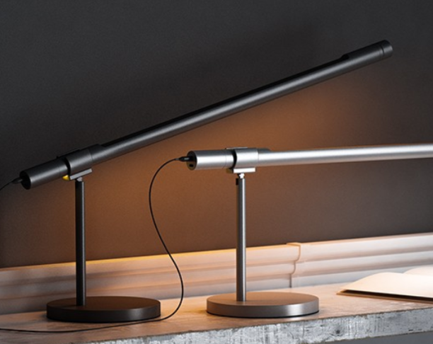 【2019 红点奖】LightStrip Table Lamp / 台灯