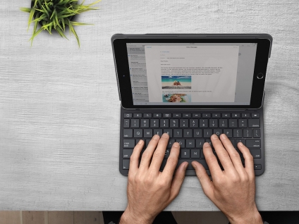 罗技键盘-让iPad变身触屏电脑，让Surface望尘莫及！