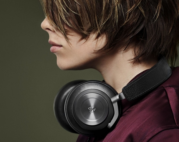 B&O H7高端无线包耳式耳机 传递真实、清晰的声音