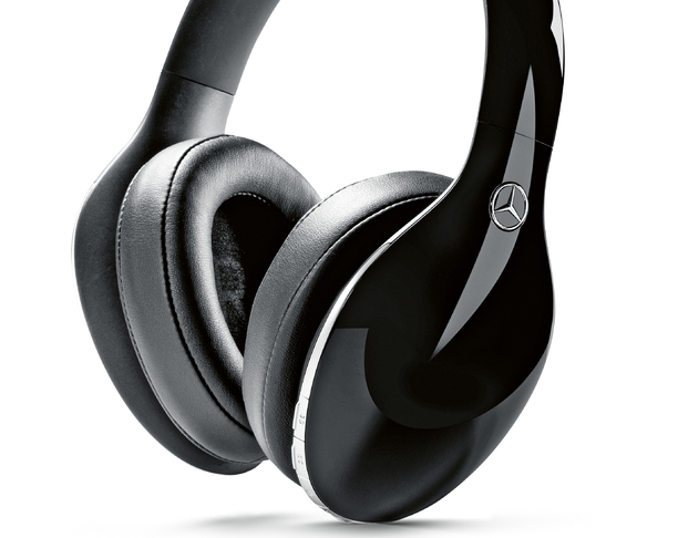 【2020 红点奖】Mercedes-Benz Wireless Headphones / 耳机