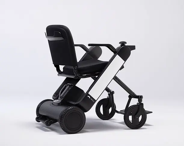 【2022年 iF设计奖】WHILL Model F - Foldable Personal EV