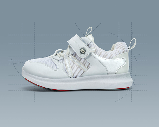 【2022年 iF设计奖】Children's Gait Functional Shoes