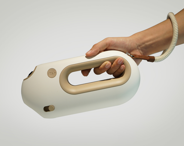 【2023年 iF设计奖】Smart Cane: Multi-sensory navigator for the blind