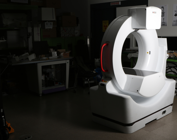 【2023年 iF设计奖】Mobile Hybrid Cone Beam CT Scanner