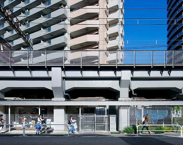 【2023年 iF设计奖】Nursery School Under Elevated Railway in Machiya