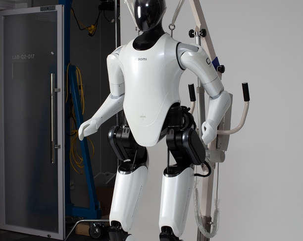 【2024年 iF设计奖】CyberOne Full-size Humanoid Robot