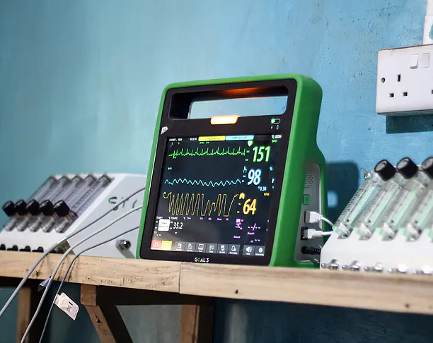 【2024年 iF设计奖】Goal3 neonatal health monitor