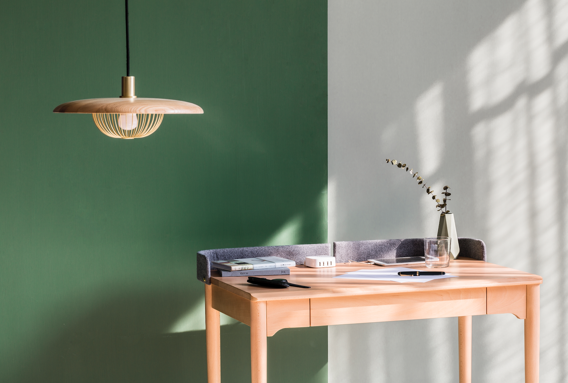 Original design，Issue 4，Handheld PTZ design，Shell desk，