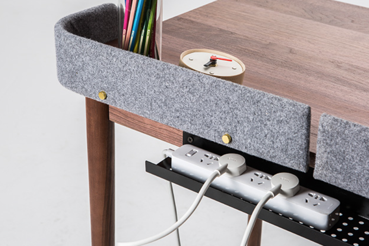 Original design，Issue 4，Handheld PTZ design，Shell desk，