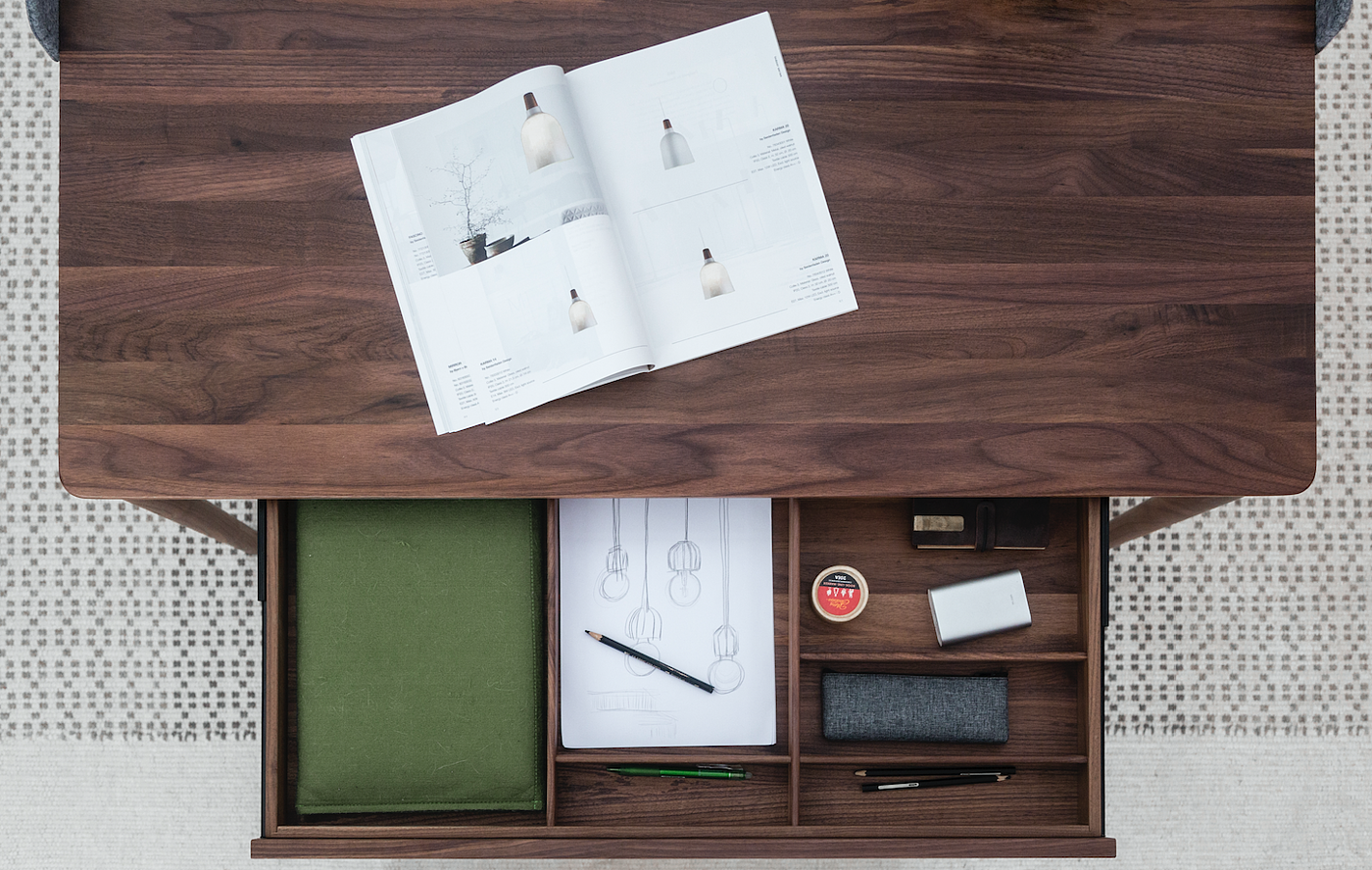 Original design，Issue 4，Handheld PTZ design，Shell desk，