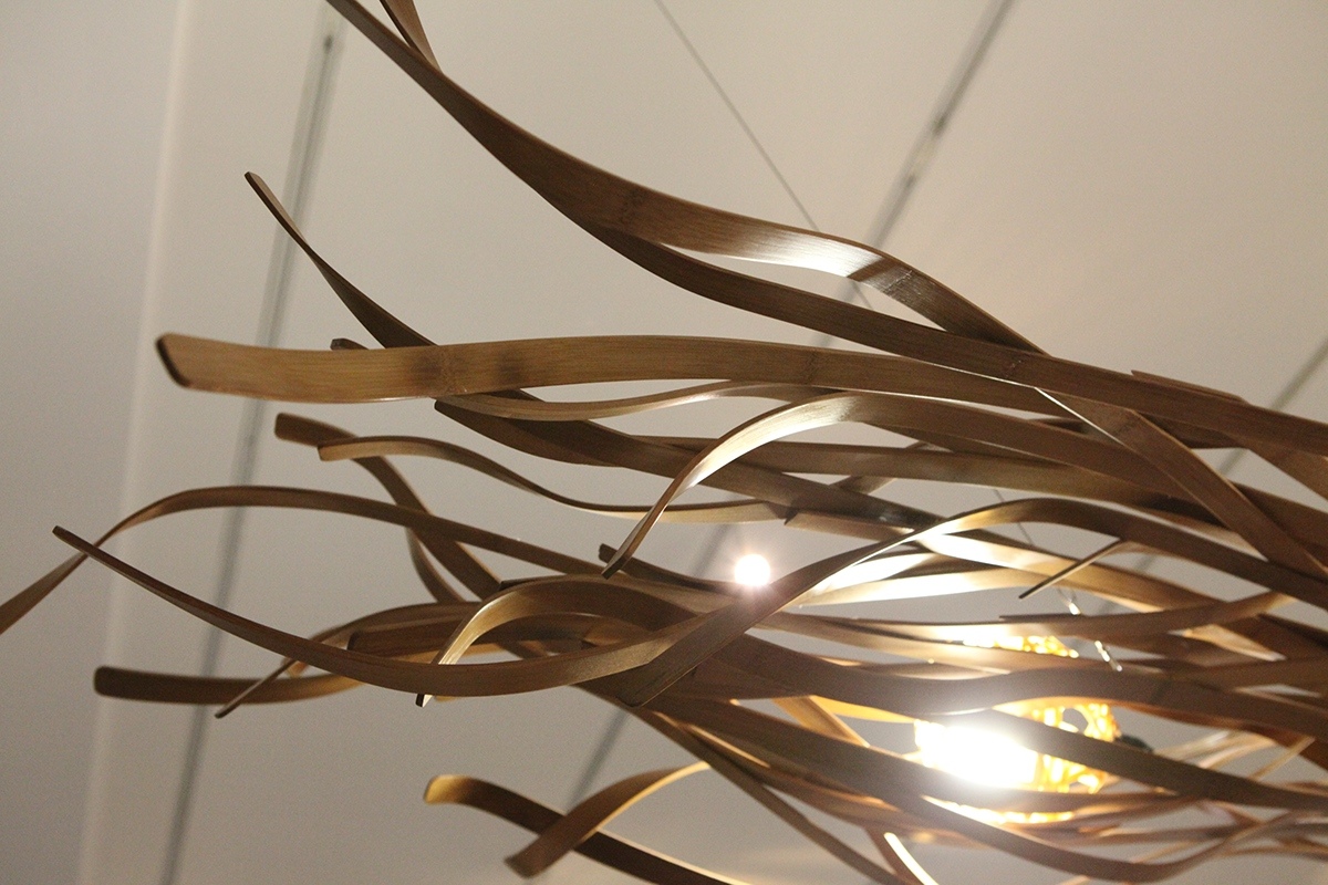 woodiness，a chandelier，top light，Wooden lamp，