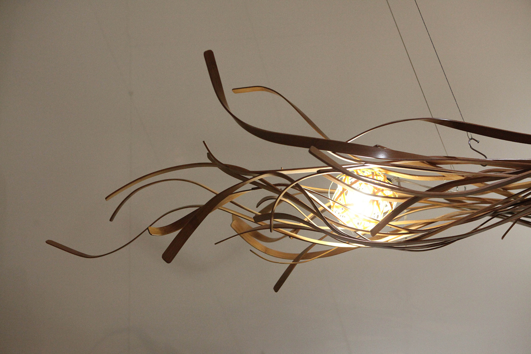 woodiness，a chandelier，top light，Wooden lamp，