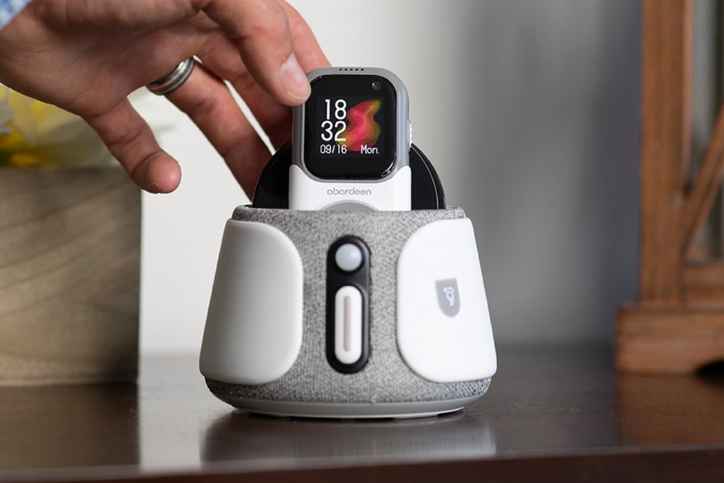 Nov，Abadan，Wrist watch，speaker，