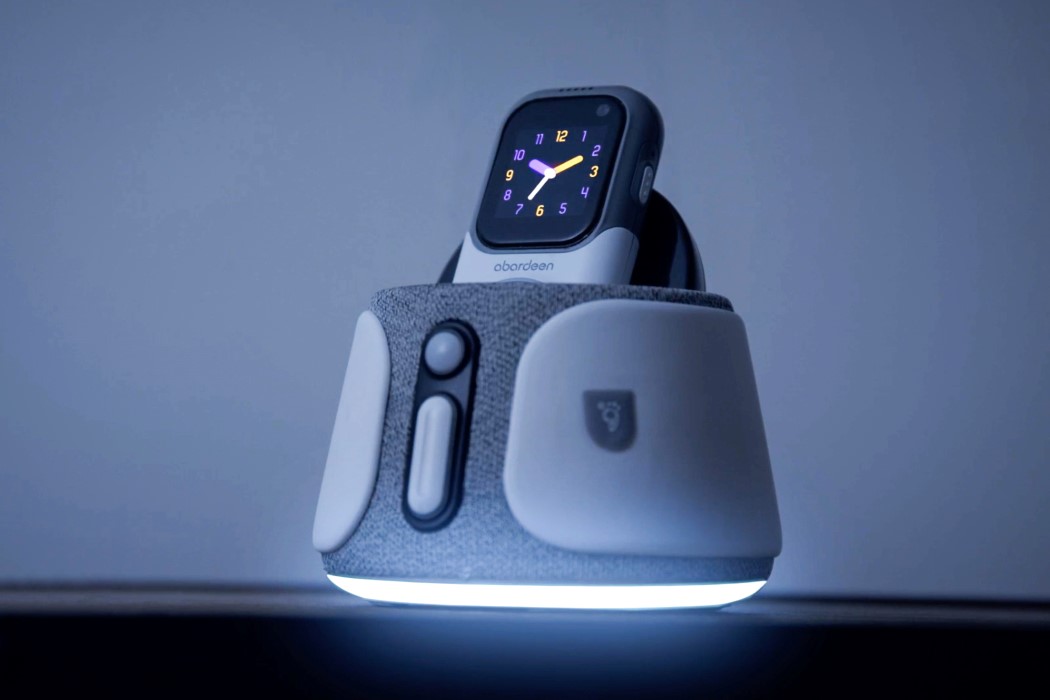 Nov，Abadan，Wrist watch，speaker，