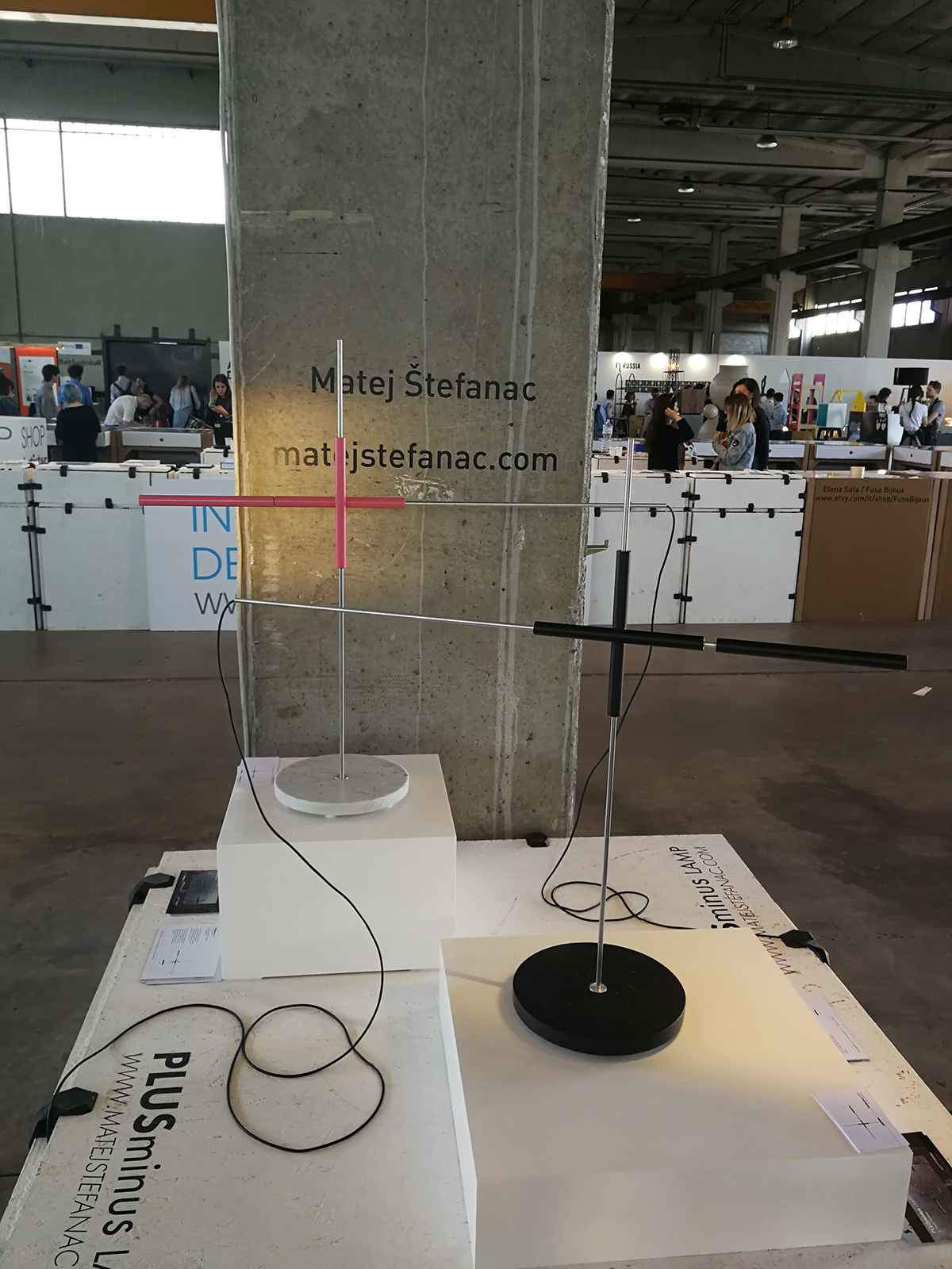 Minimalist，Desk lamp，PLUSminus lamp，