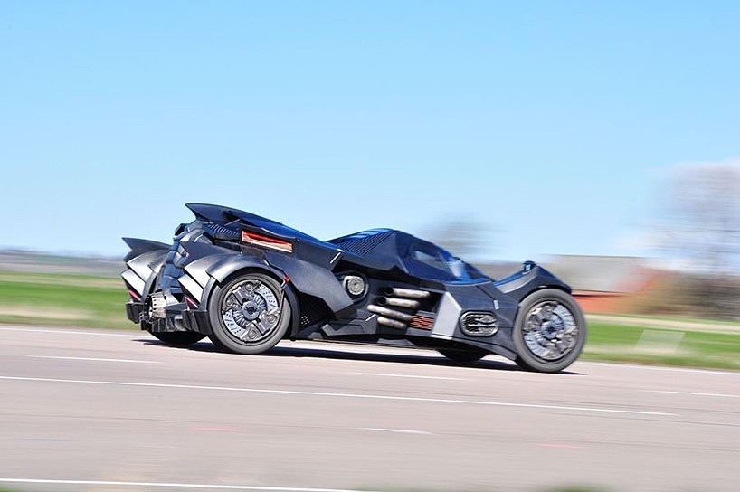 Lamborghini，Batmobile，Modified vehicle，vehicle，Sports car，