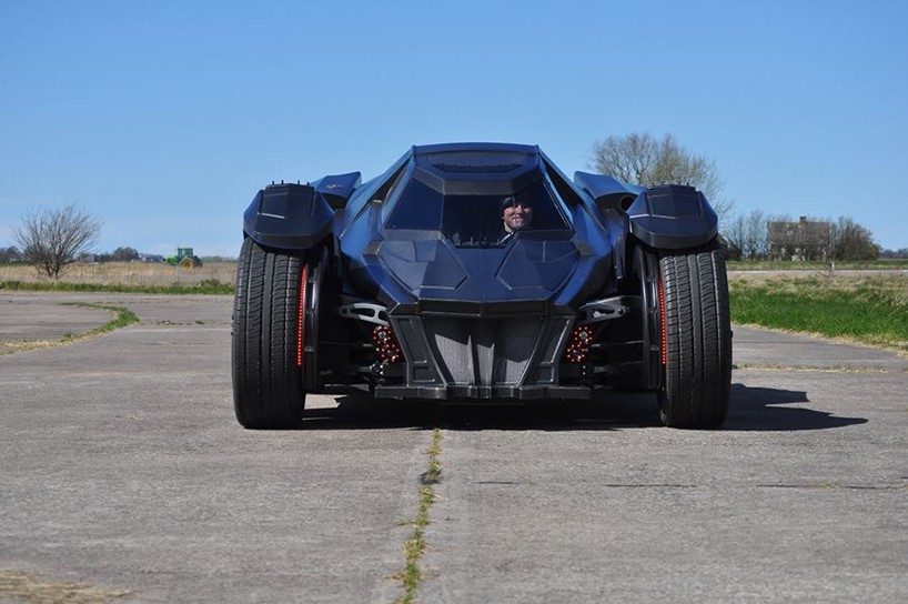 Lamborghini，Batmobile，Modified vehicle，vehicle，Sports car，