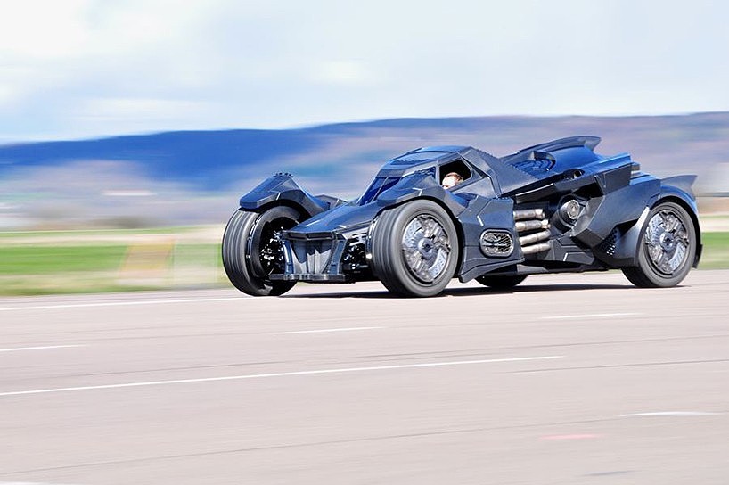 Lamborghini，Batmobile，Modified vehicle，vehicle，Sports car，