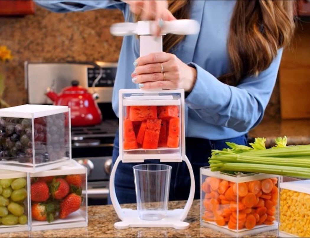 白色，榨汁机，The Coolest Juicer，