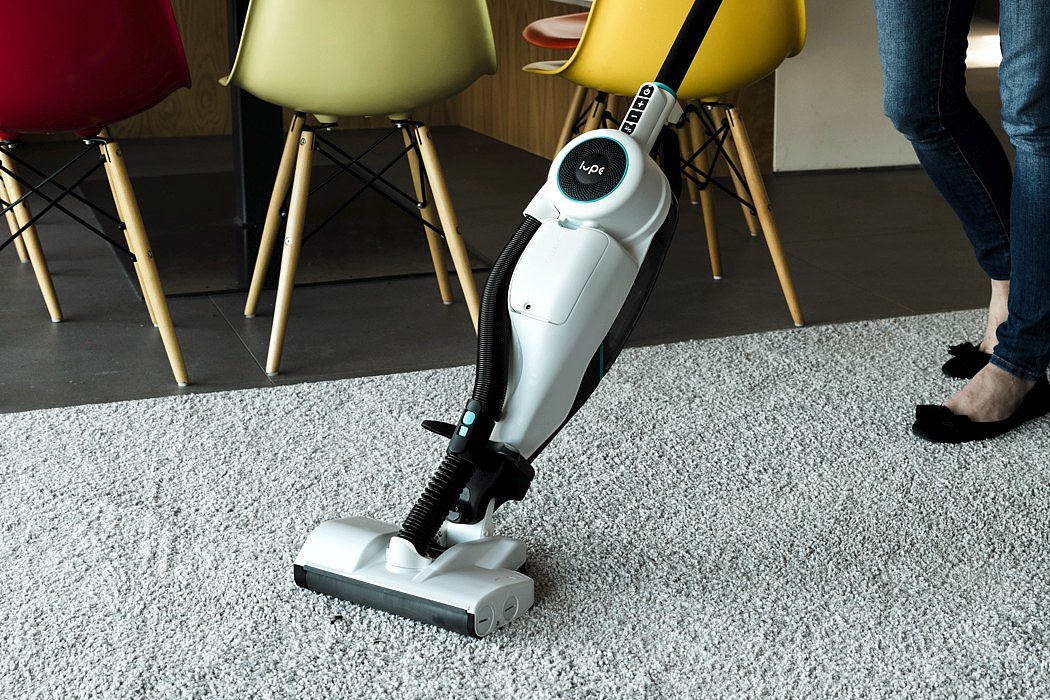 Lupe，Vacuum cleaner，white，