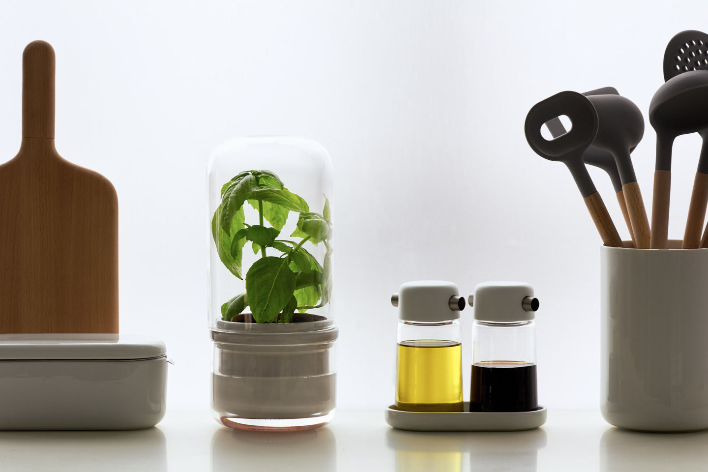 kitchen，Kitchenware，Spoon，Seasoning tank，manual juicer ，Coaster，