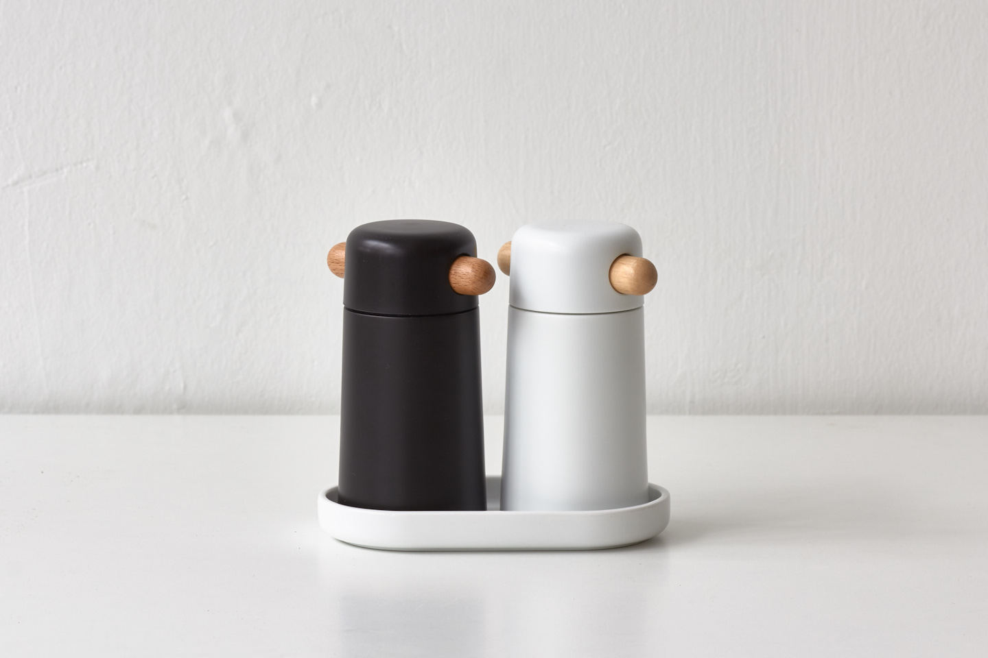 kitchen，Kitchenware，Spoon，Seasoning tank，manual juicer ，Coaster，