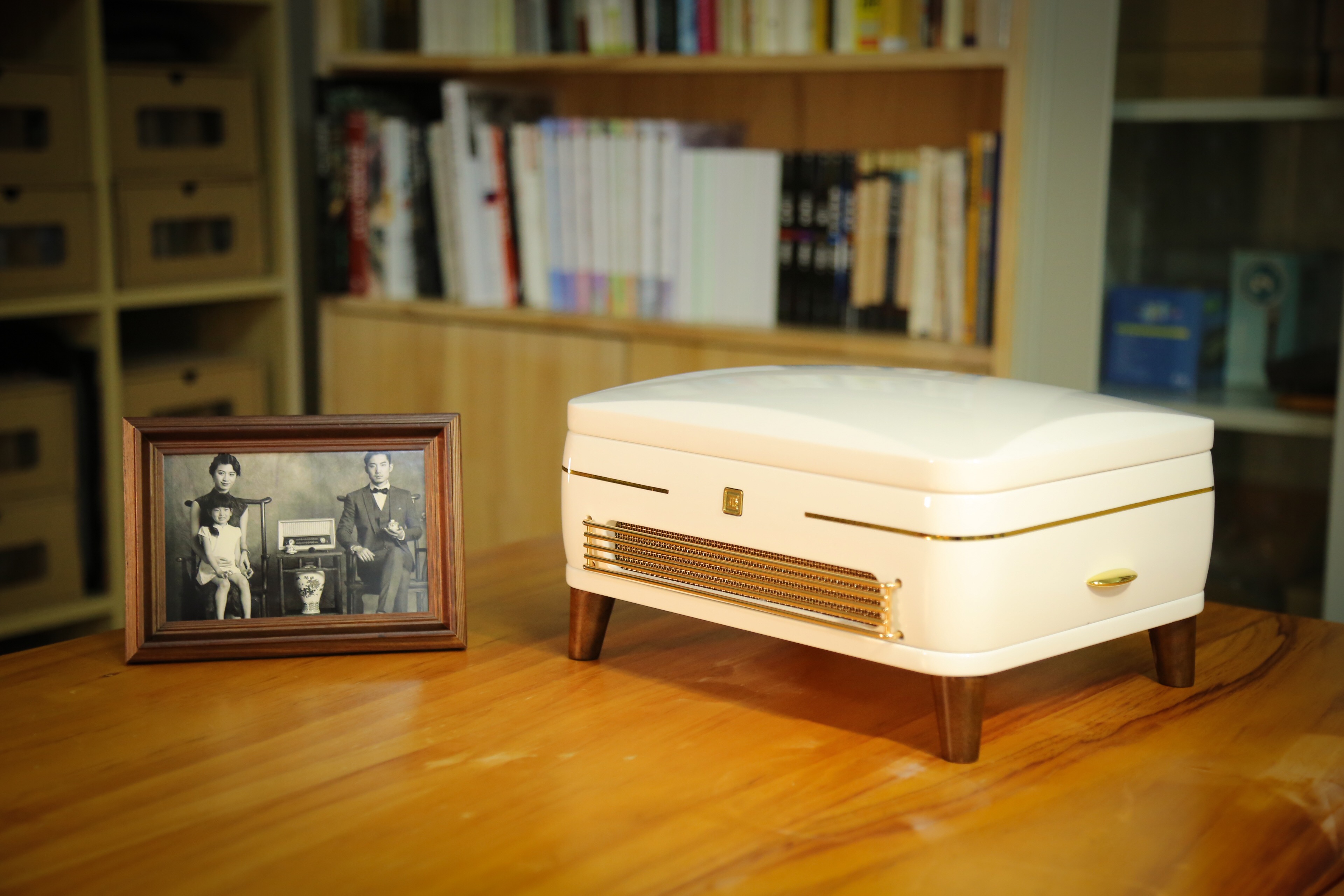 Music box，Eight tone box，Mechanical Age，Inheritance gifts，turntable，[silver medal in the 55th top list]，