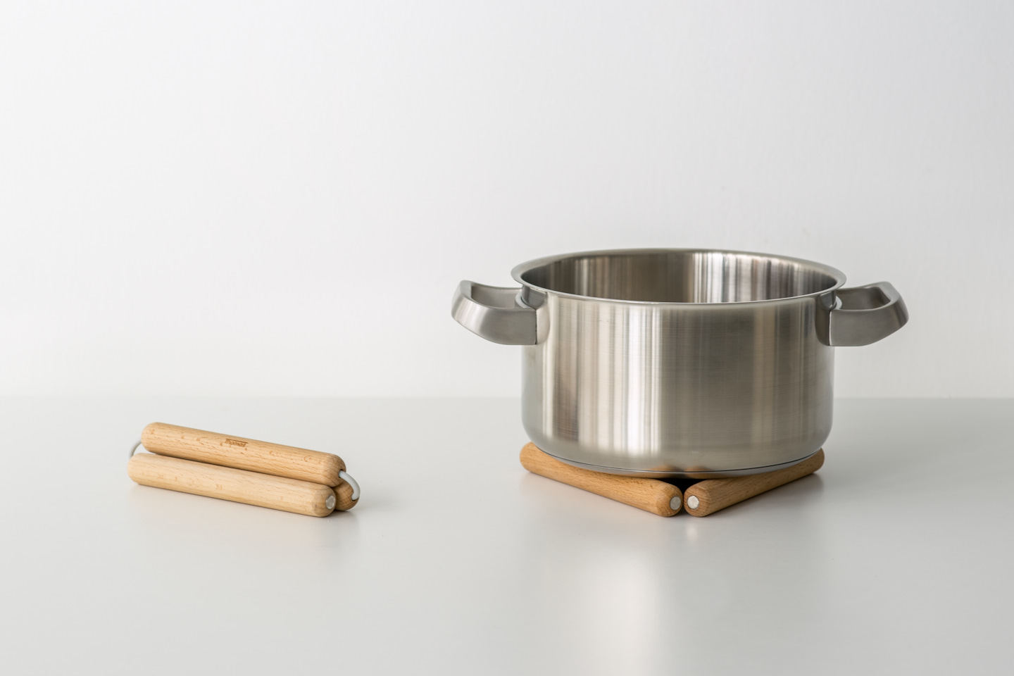 kitchen，Kitchenware，Spoon，Seasoning tank，manual juicer ，Coaster，