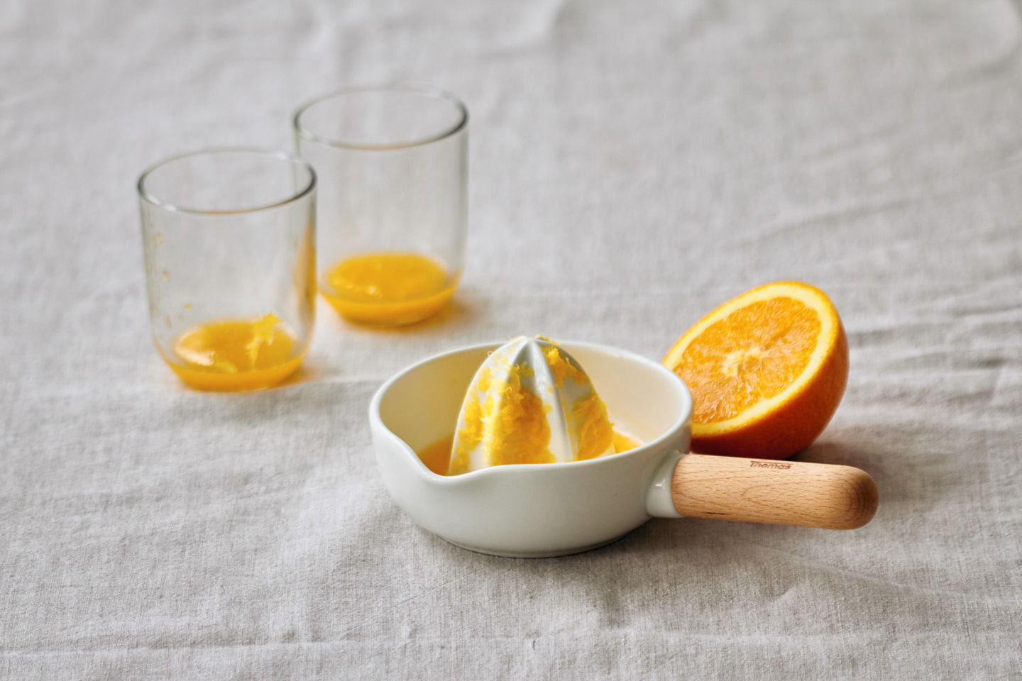 kitchen，Kitchenware，Spoon，Seasoning tank，manual juicer ，Coaster，