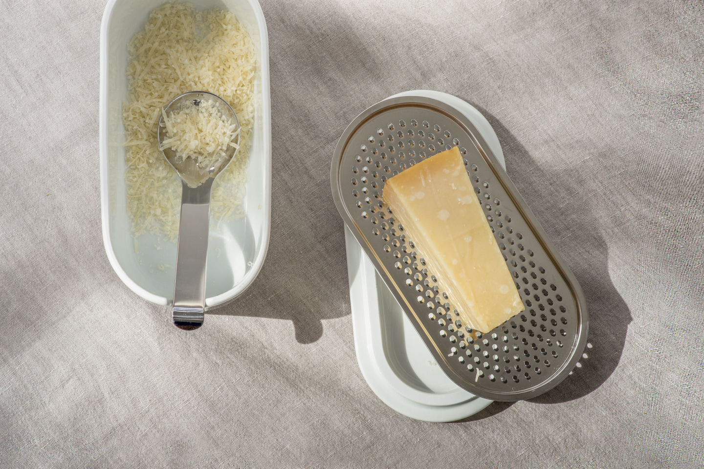 kitchen，Kitchenware，Spoon，Seasoning tank，manual juicer ，Coaster，