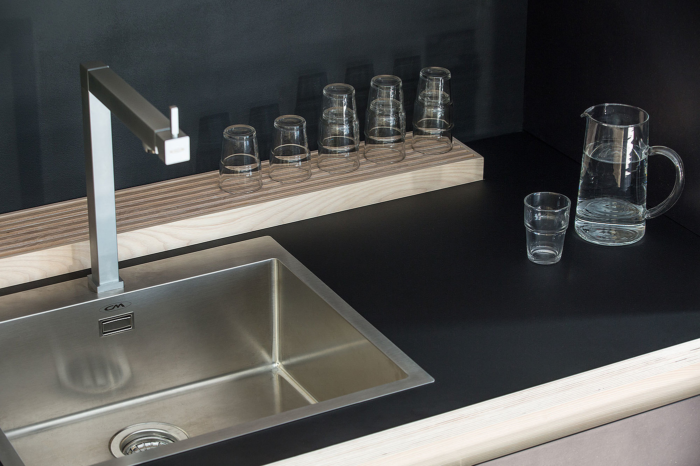 Kitchen supplies，convenient，intelligence，Simplicity，articles for daily use，