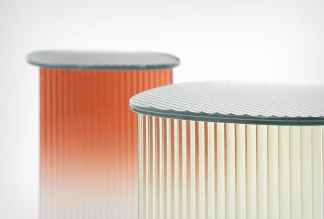 Glass，furniture，Table，