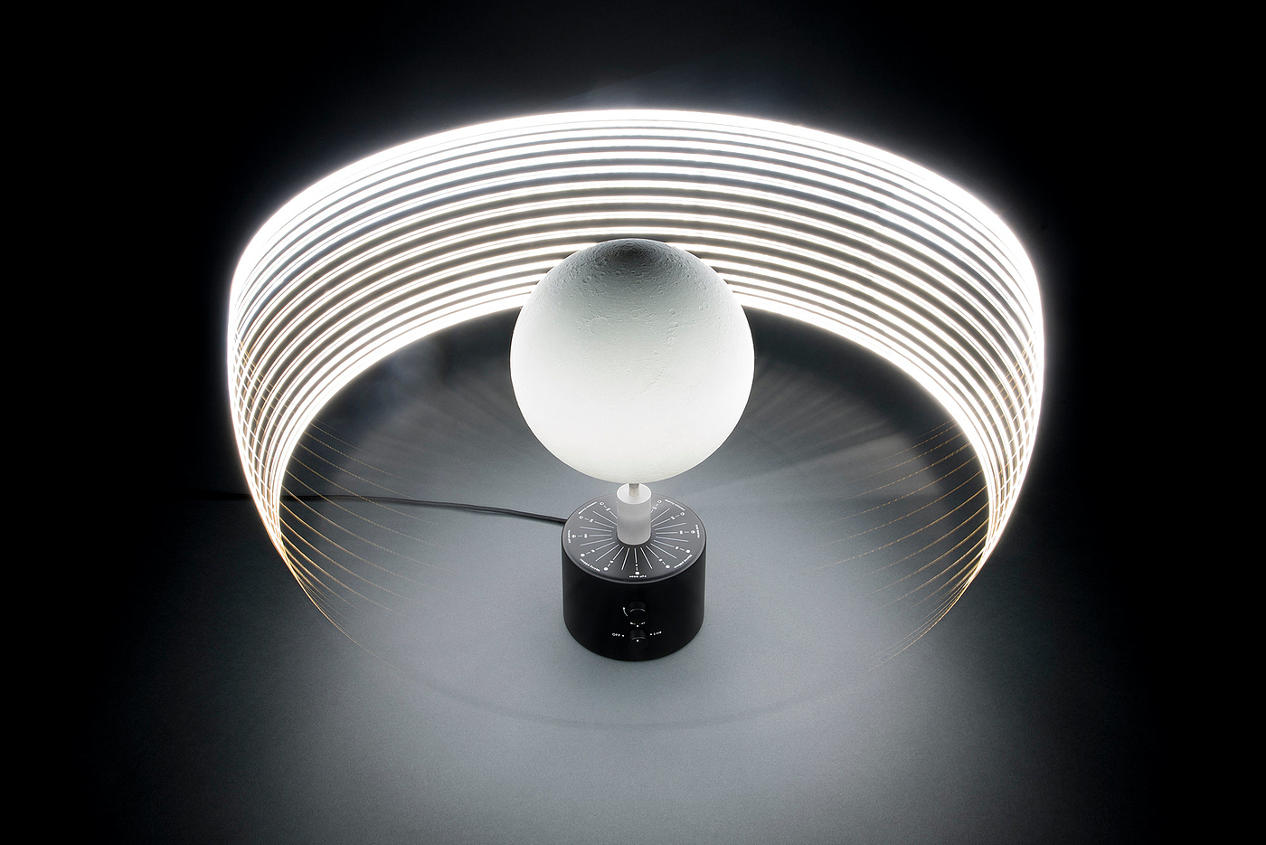 Desk lamp，Office Supplies，originality，Moon，concrete，