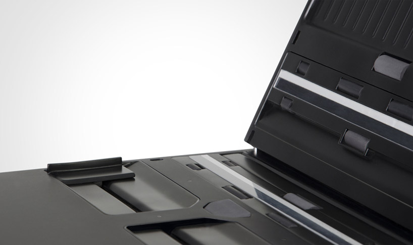 to work in an office，Scanner，