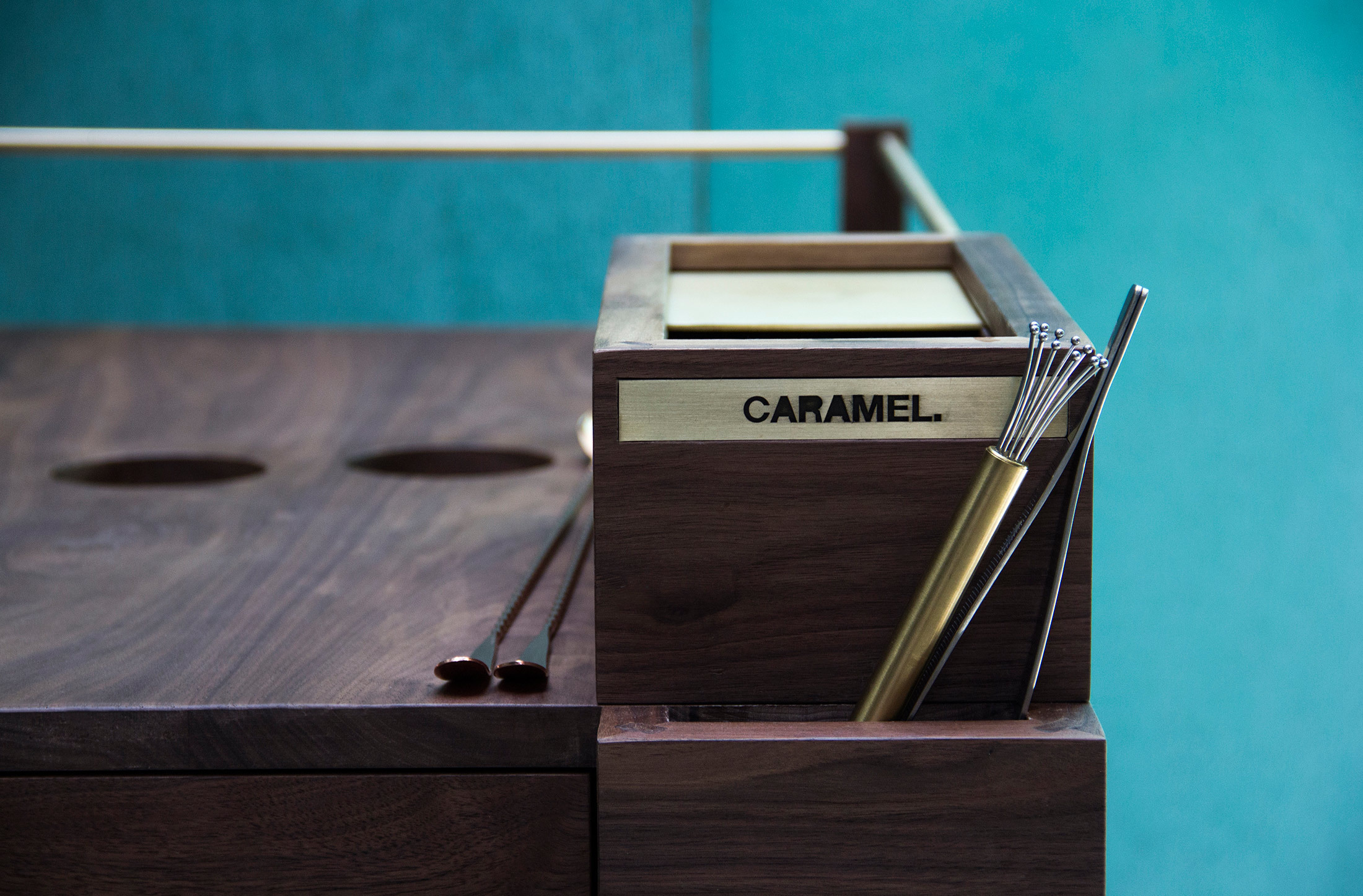 wheelbarrow，wooden ，Kitchen supplies，articles for daily use，Save space，