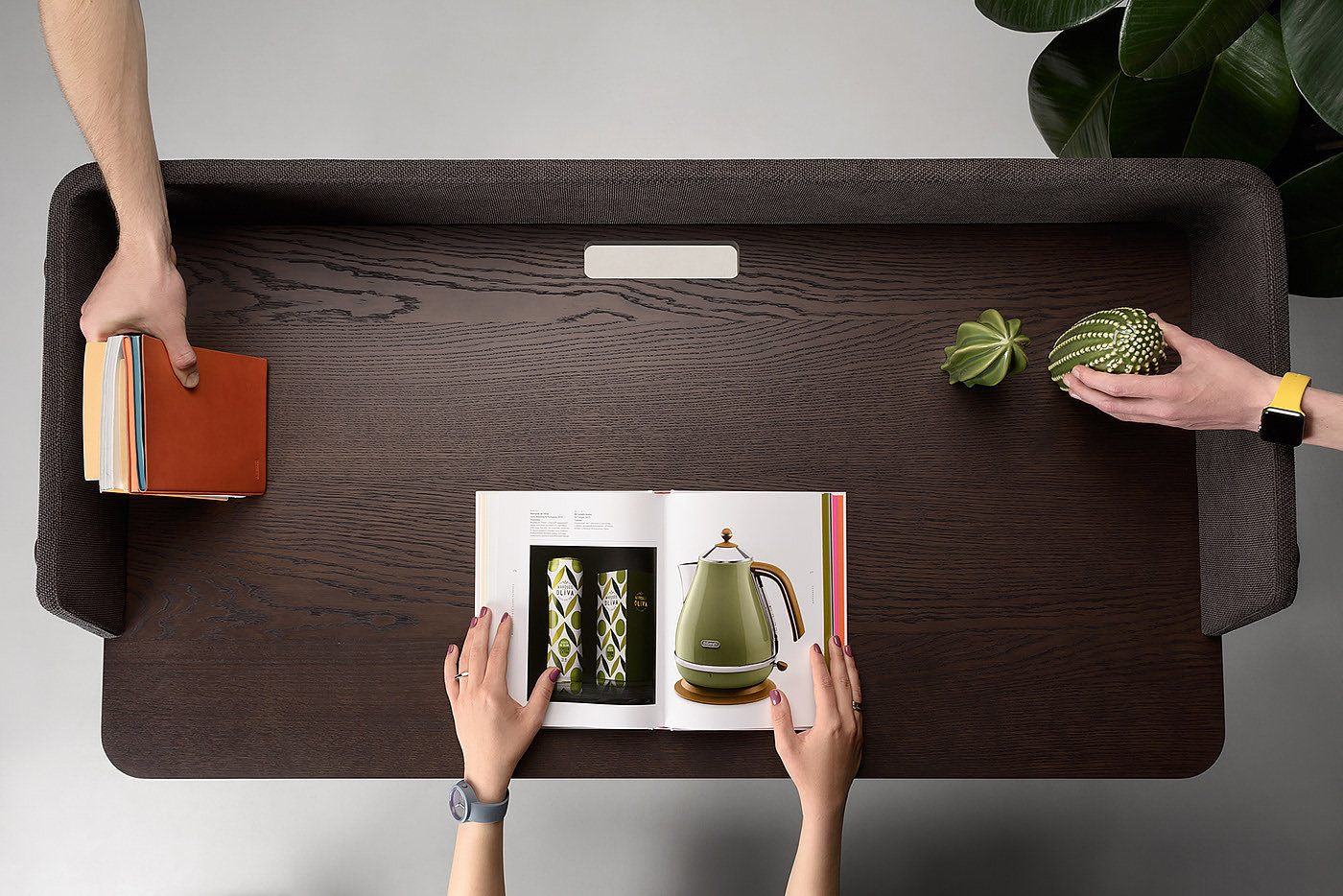 Table，industrial design，Furniture home，work，