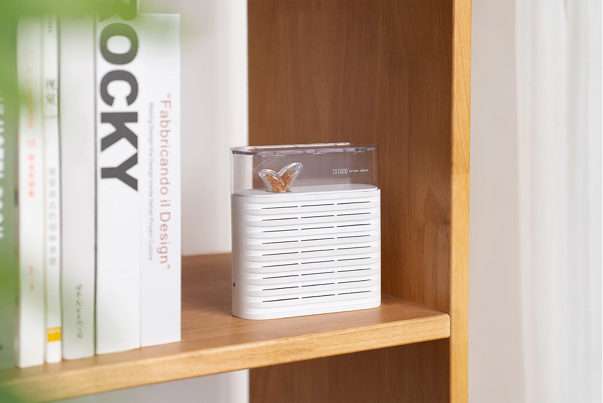 wardrobe，Home，dry，Object orientation，Botany，dehumidification，