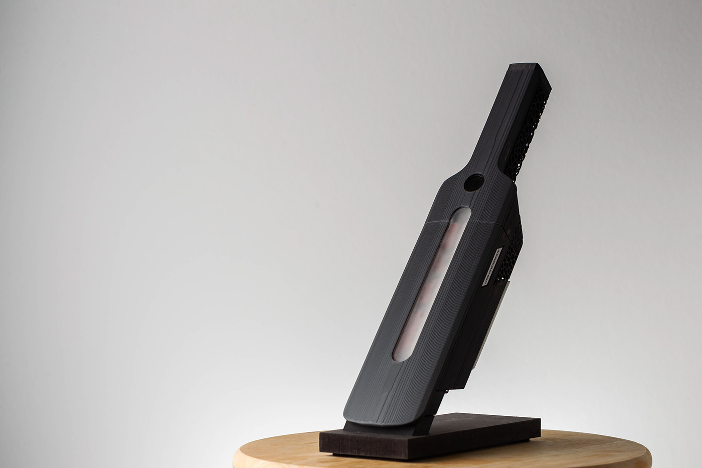 Plastic，Vacuum cleaner，Louis Vansteenkaste，DUSTBUSTER，