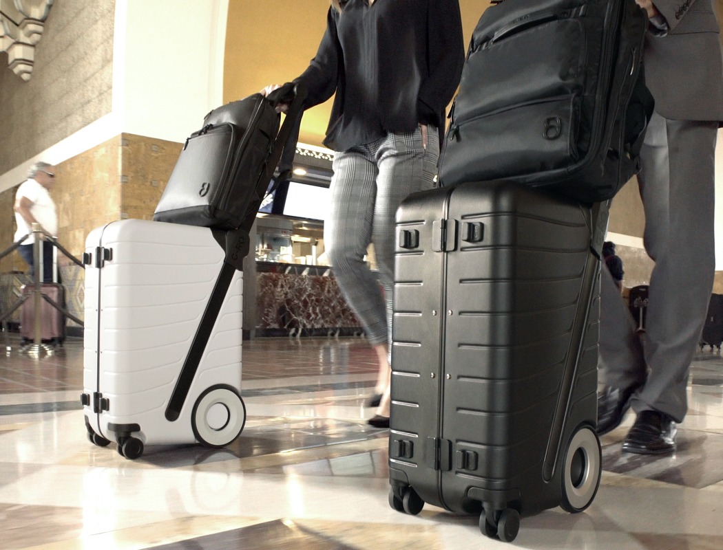 intelligence，suitcase，Biometric lock，