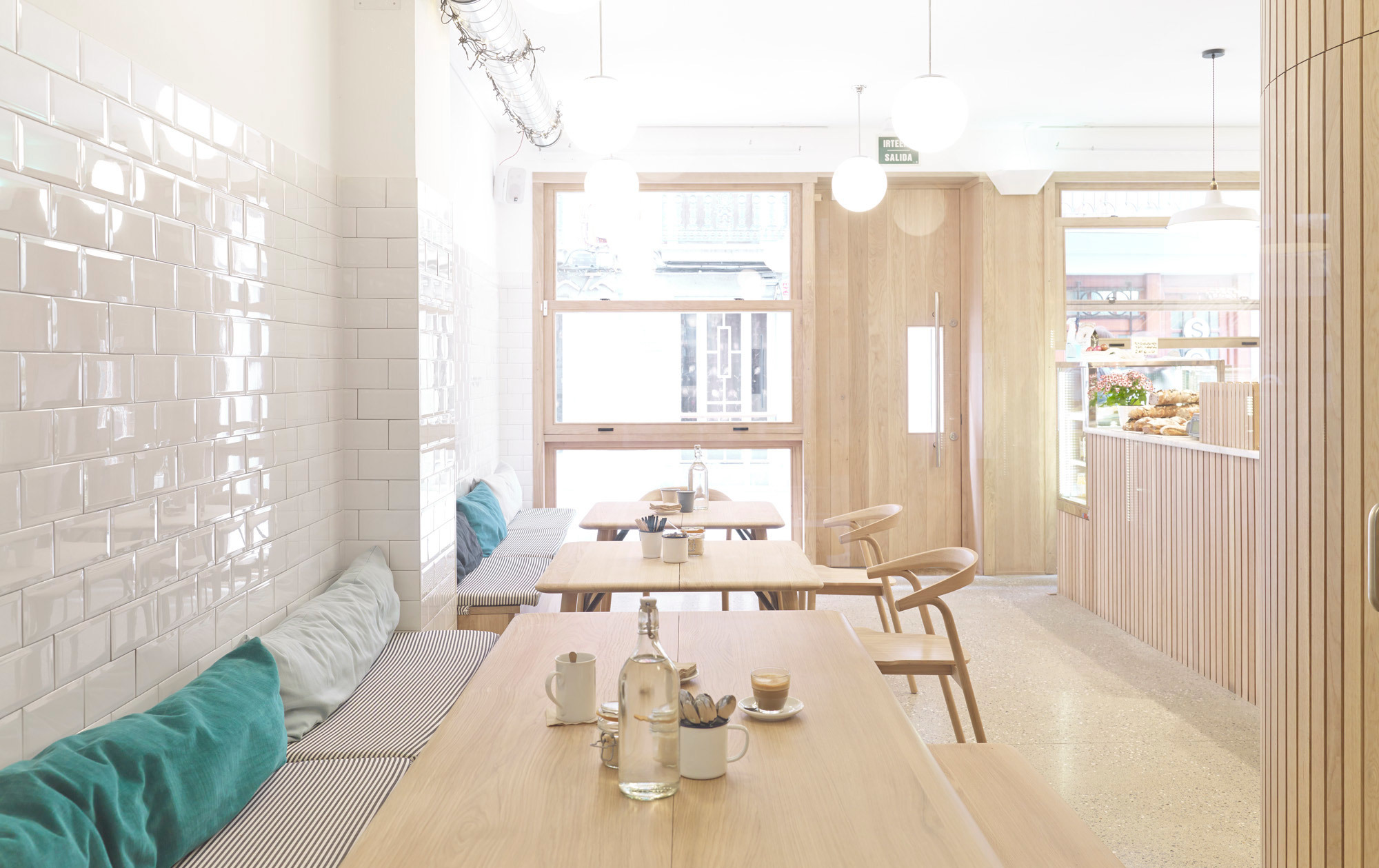 Home Furnishing，Table，wood，Metal，Simplicity，