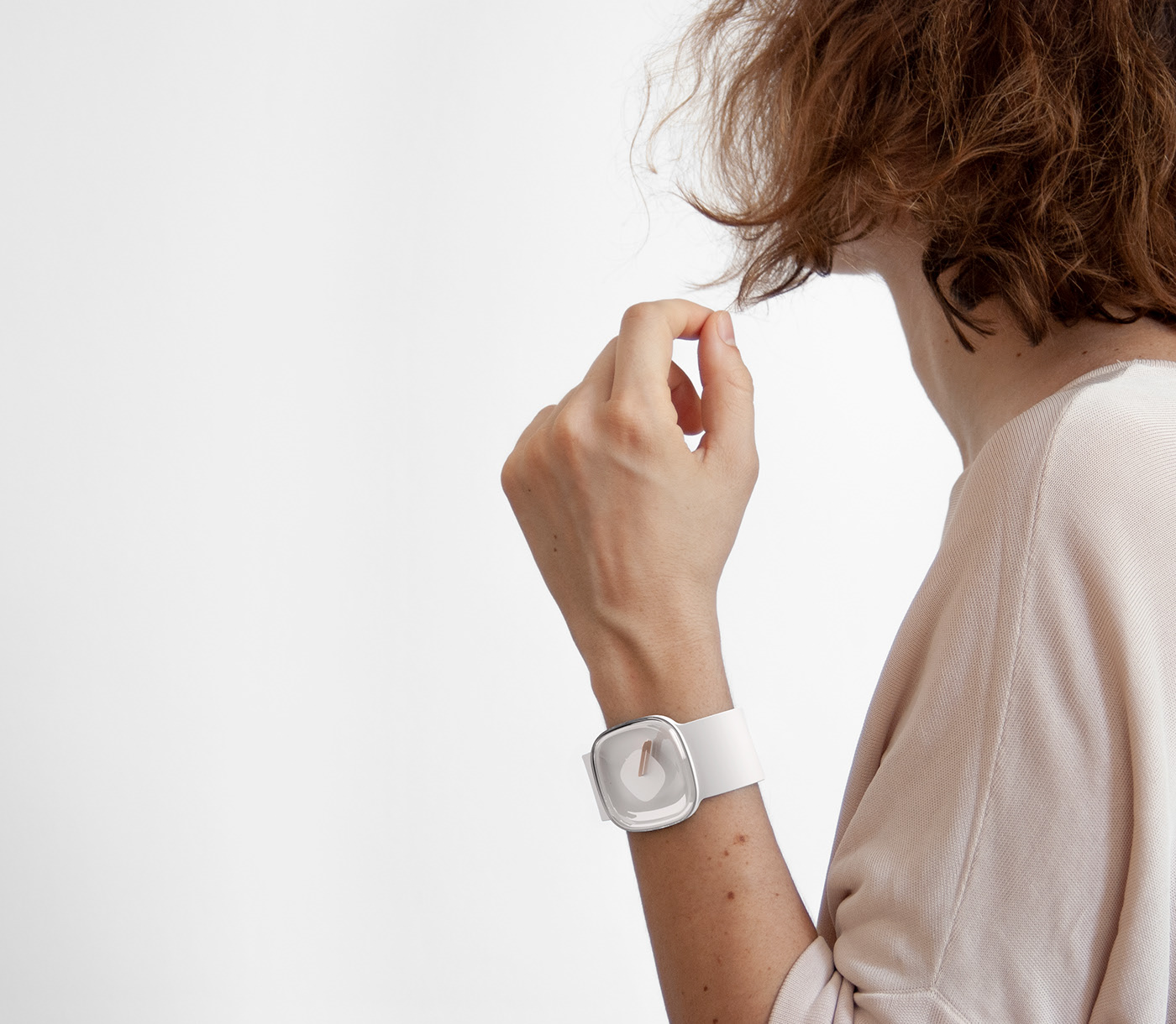 Wrist watch，Wristwatch，time，chaste，shadow，