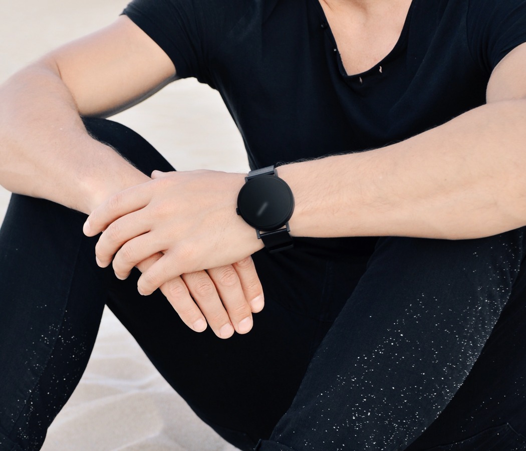 black，Wrist watch，StudioDWAS，