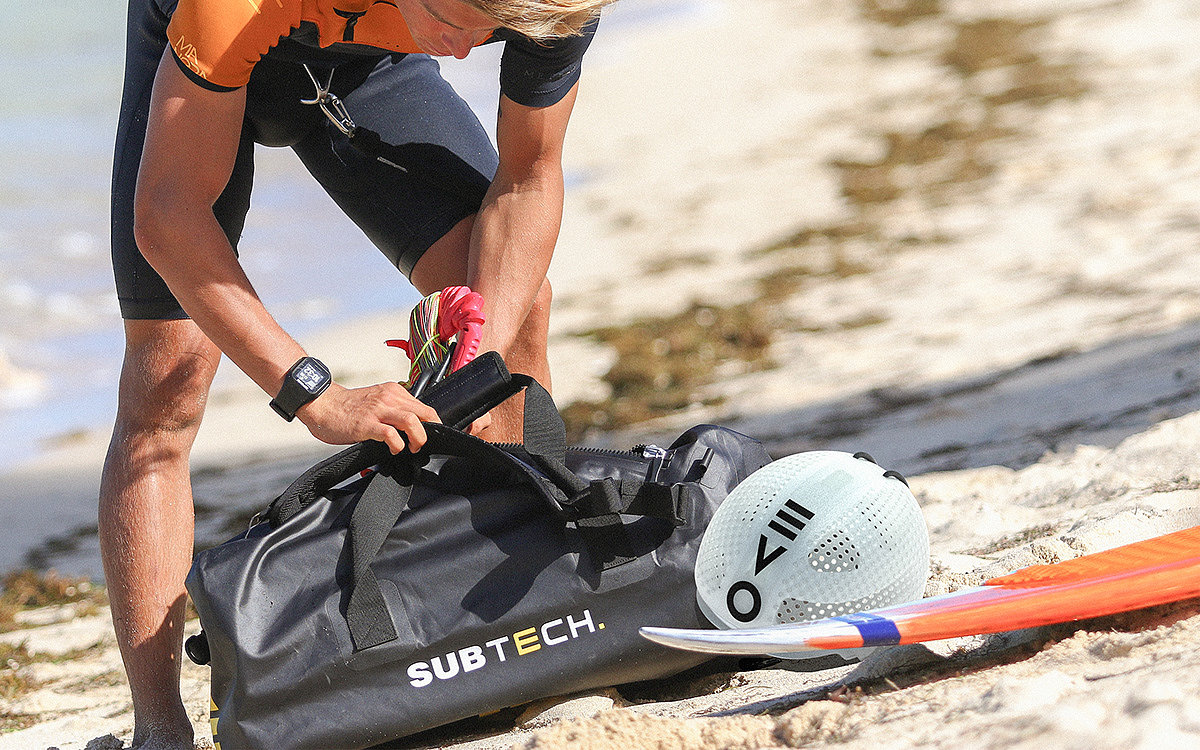 Plastic，Helmet design，EVO，