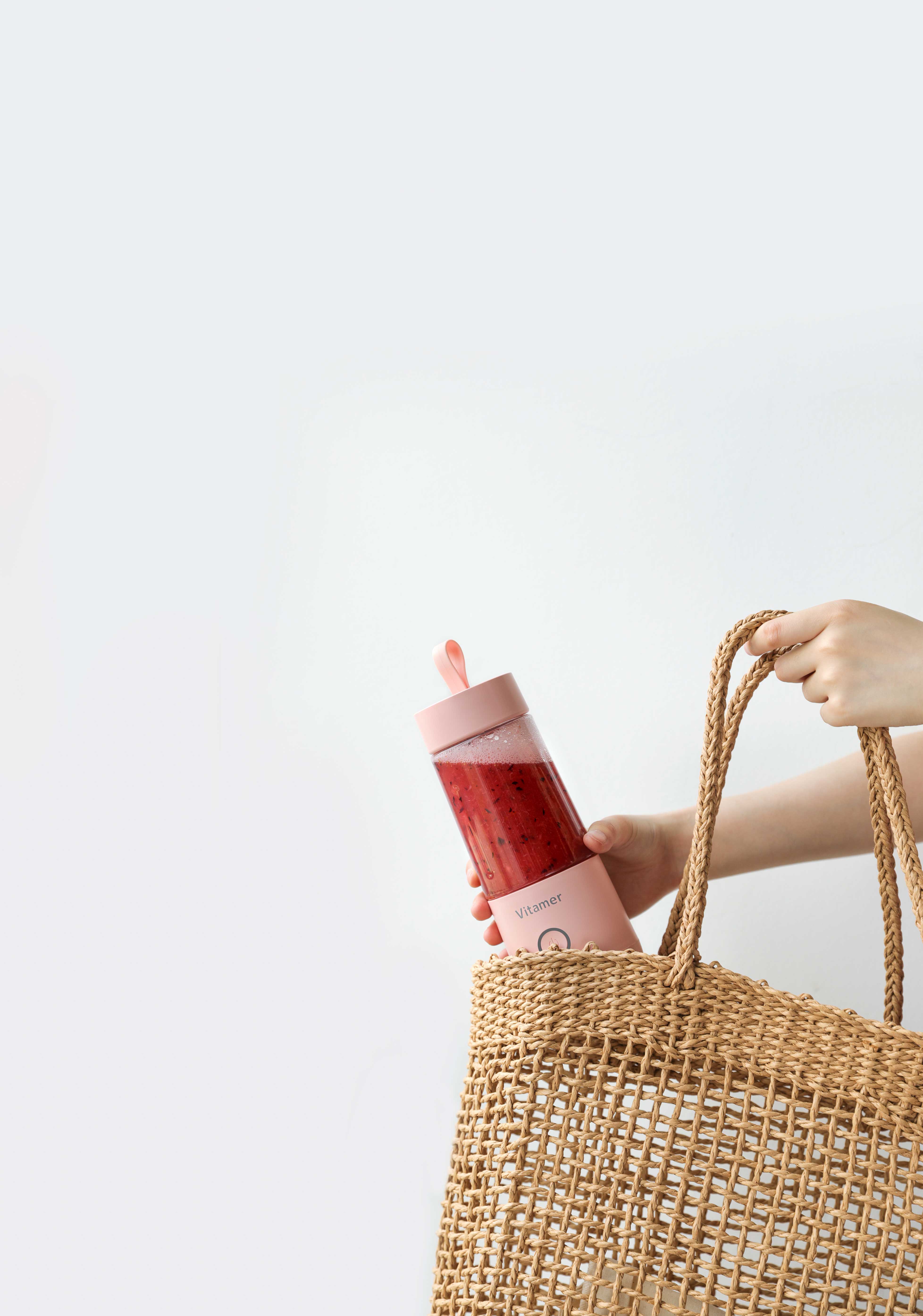 glass，fruit juice，like a breath of fresh air，Simplicity，