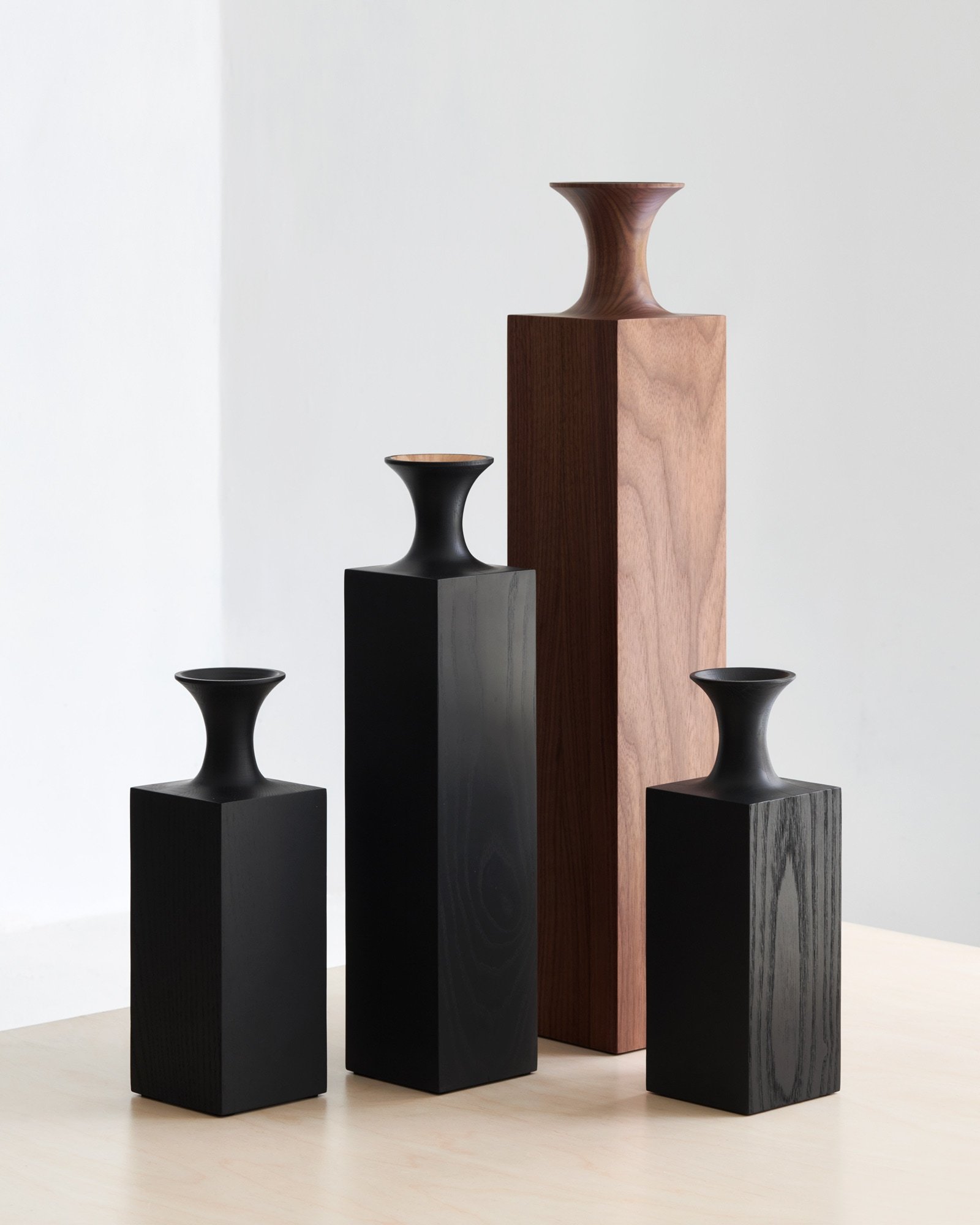 Minimalist，Rate，Mathieu Delacroix，vase，black，